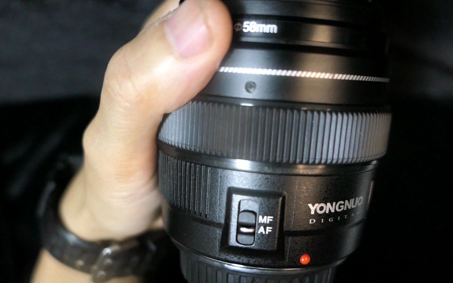 活动作品永诺100mmf2