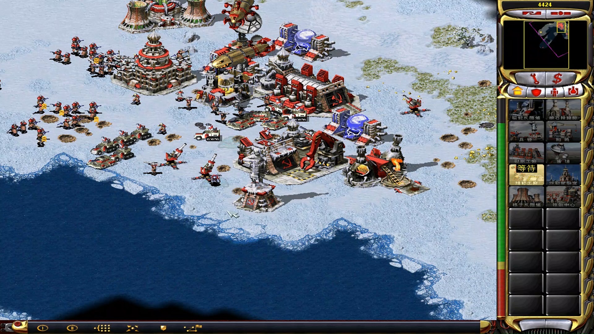 红色警戒2 不列孜然湖 道路狭窄易守难攻 ,飞艇飞得慢