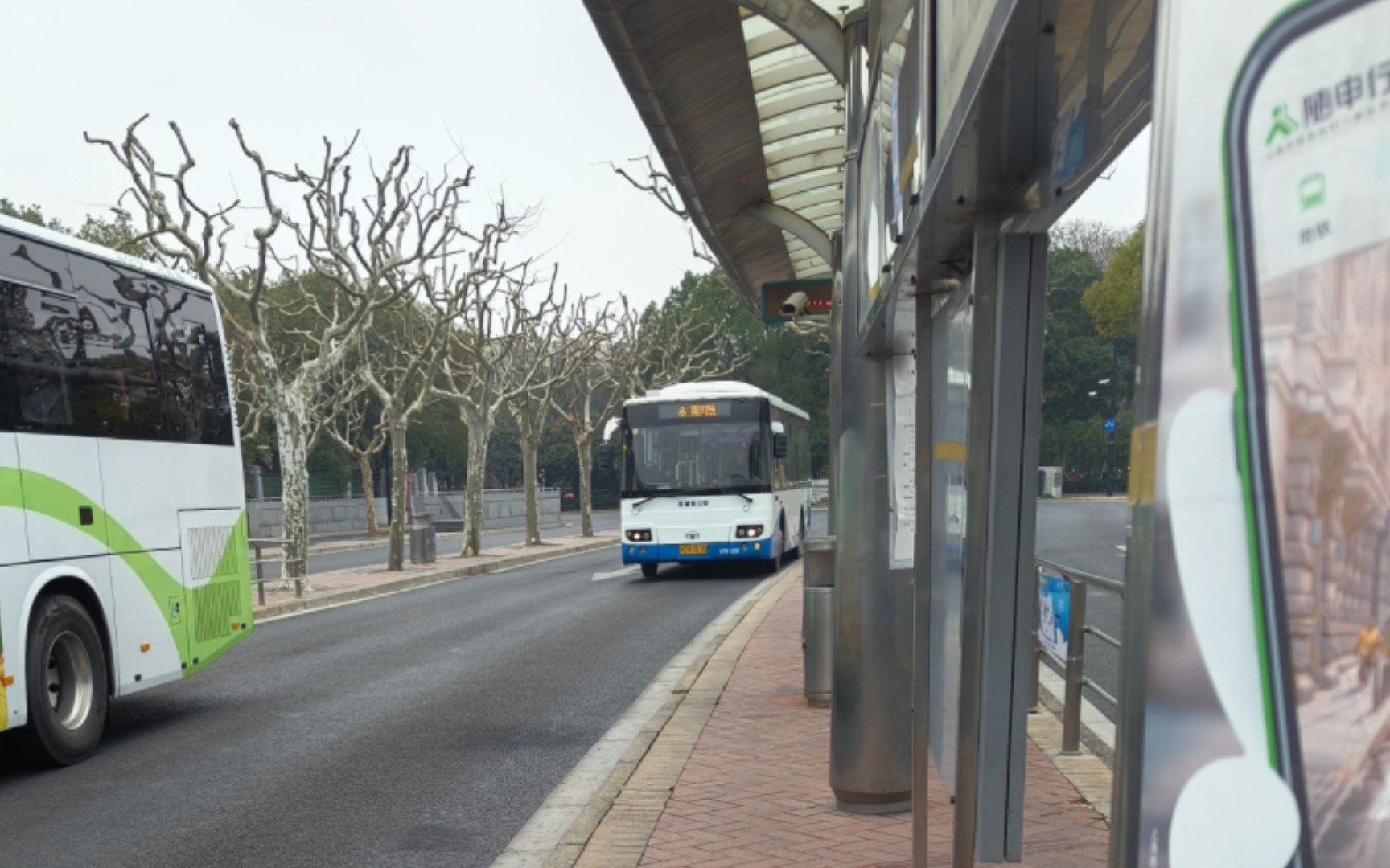 南川线 sxc6890g5 上海南站(南广场)》华戴路川环南路 全程车内运行