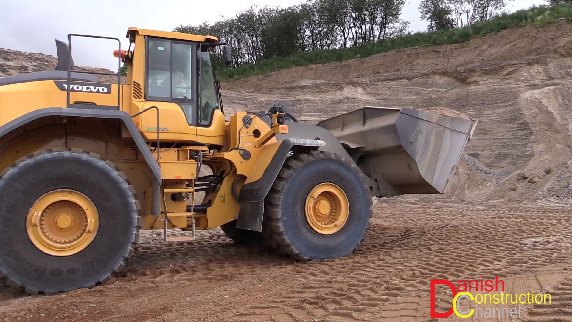 沃尔沃l220h轮式装载机