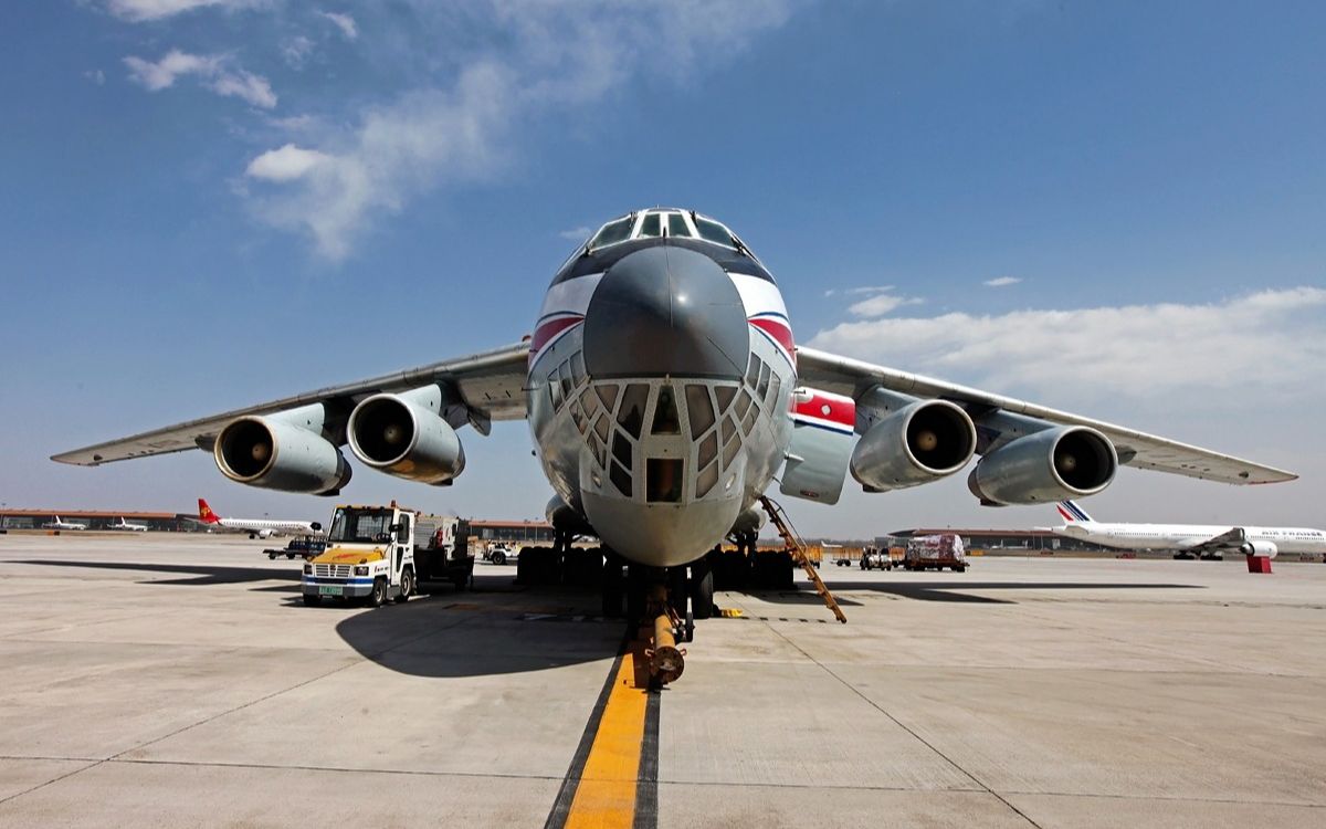 俄军伊尔-76战略运输机