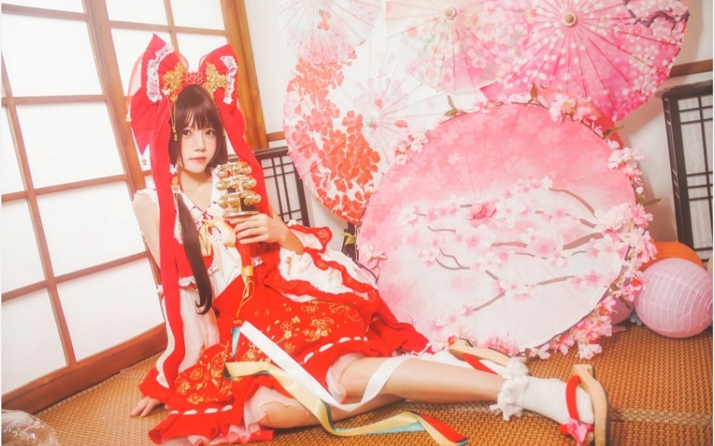 灵梦cos 森萝财团