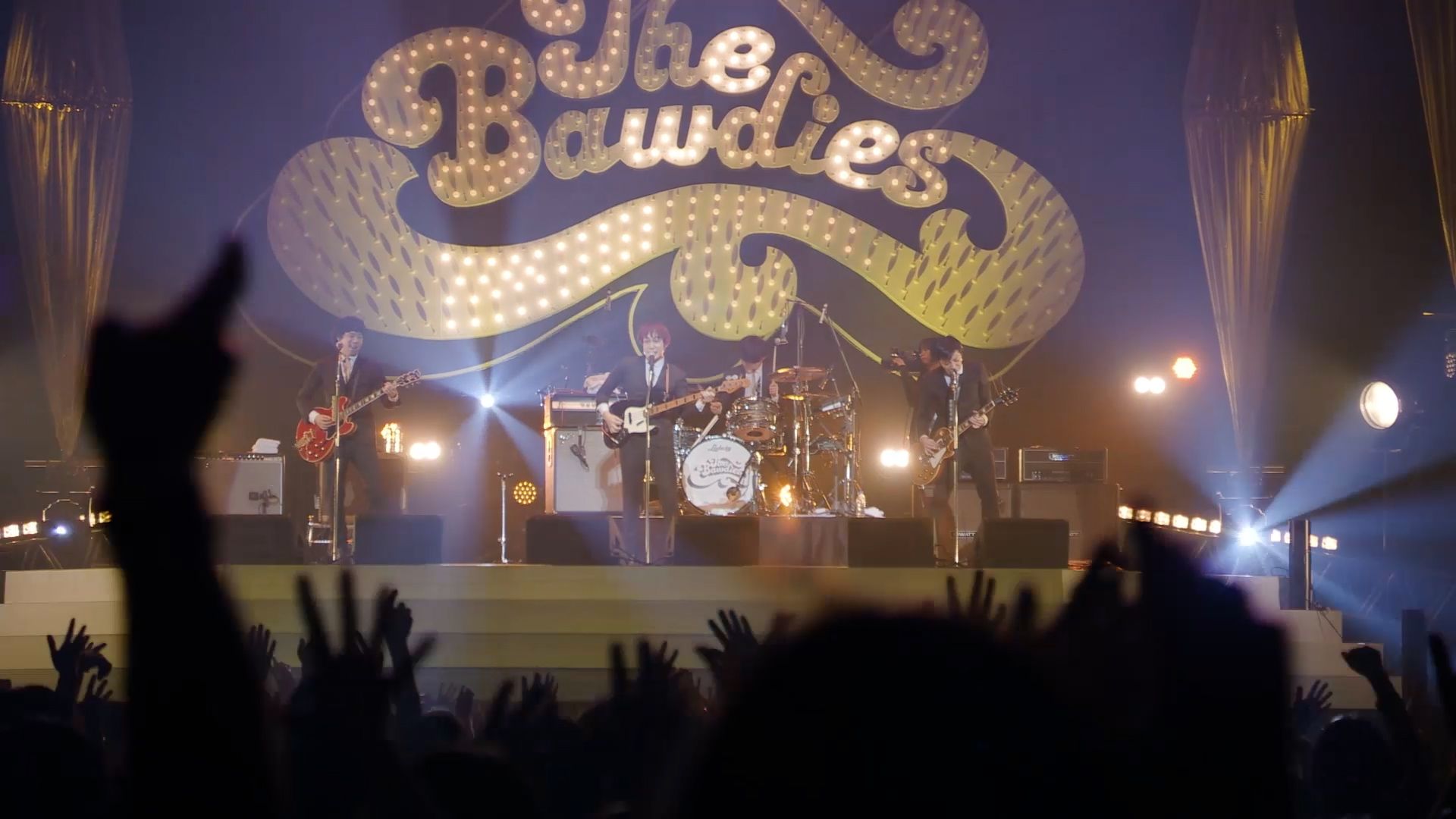 【官方mv】the bawdies - rock me baby -live at 日本武道 