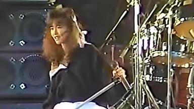 刚出道的Pink Lady】ピンク・レディー- ペッパー警部（Live 1976.08.29