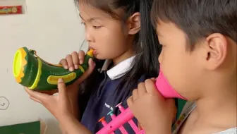 搞笑萌娃玩玩具，太有意思了
