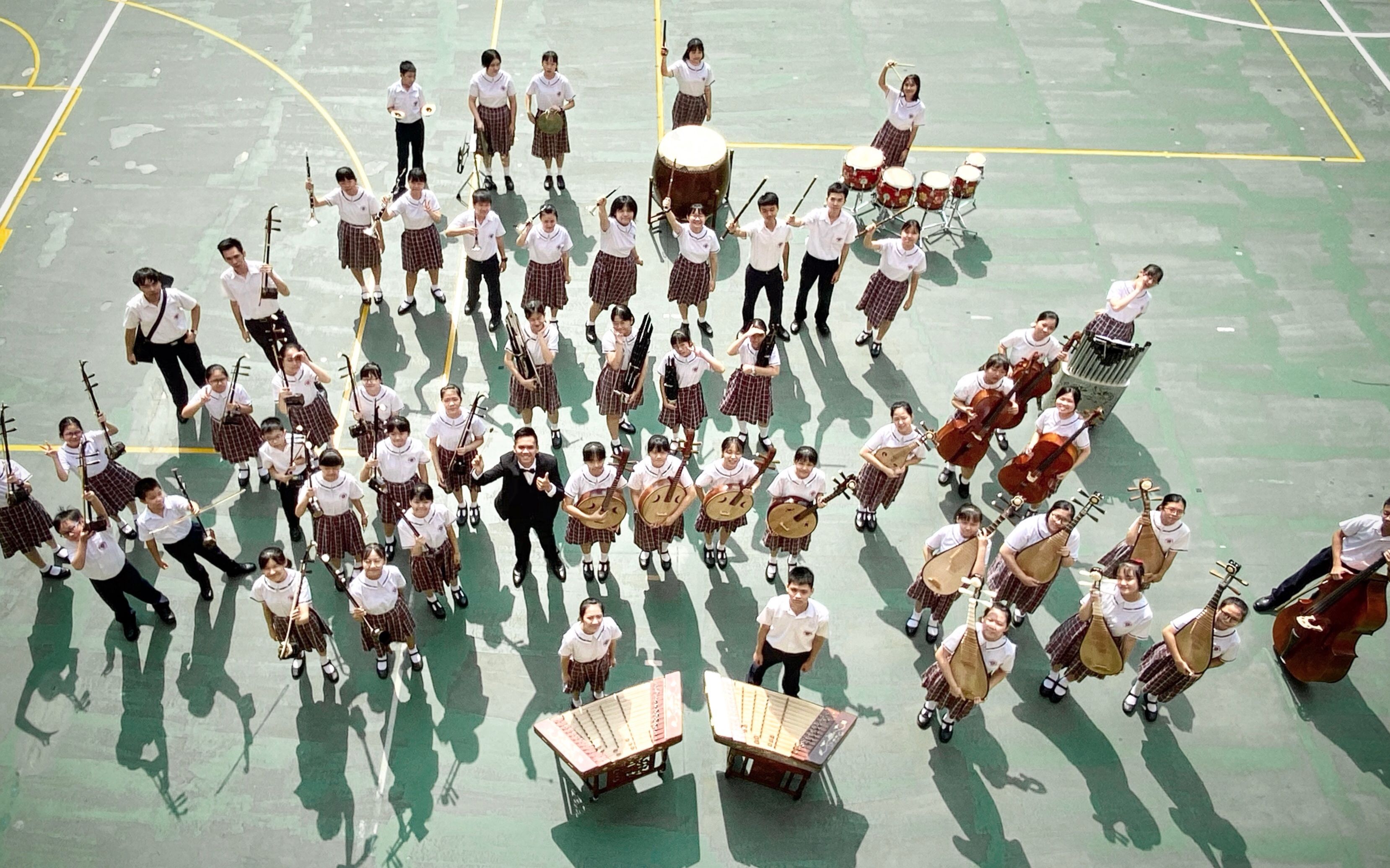 澳门坊众学校青少年民族乐团欢腾的节日敬老爱老同乐日汇演