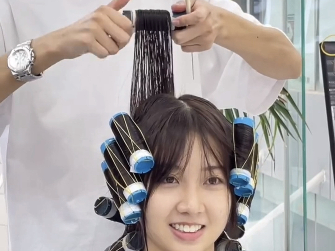 【线上发型设计师i_】新作上线,快来看看!