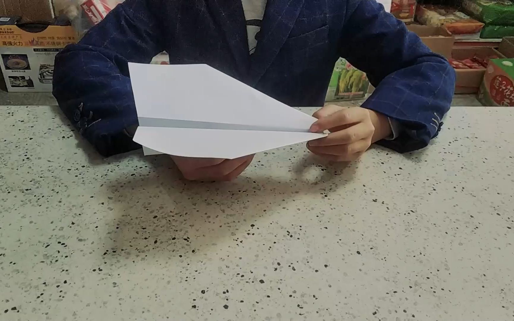 0成功的回旋纸飞机,超简单!