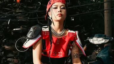 Gái Xinh Show Hàng - Hiện Tượng Hot Trend Đầy Phức Tạp Trên Mạng Xã Hội Hiện Nay