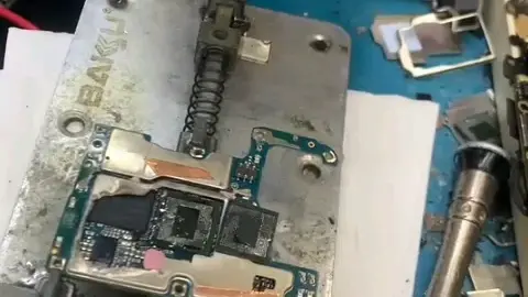 华硕Rog修的多了，太简单了，来个高通888的双层主板重制CPU给大家看看！#华硕Rog维修