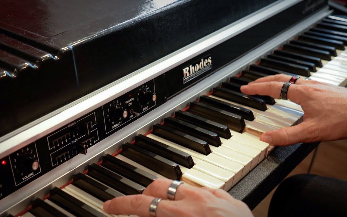 【中英双语】rhodes 电钢琴 - 1. 纪录