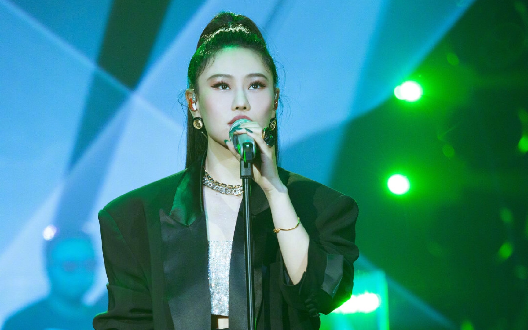 《歌手·当打之年》e11 突围赛 tia袁娅维 盛夏光年 reaction_哔哩