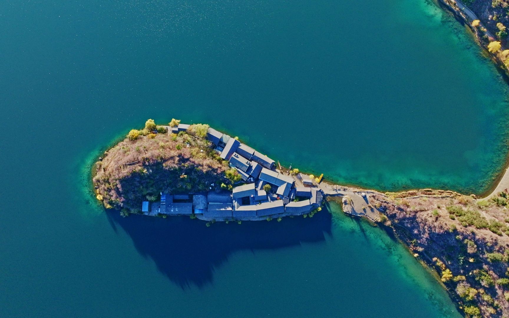 航拍里格半岛,湛蓝如镜 「里格半岛」