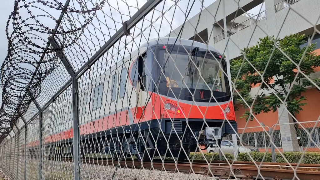 b4变声飞机厦滘车辆段试车