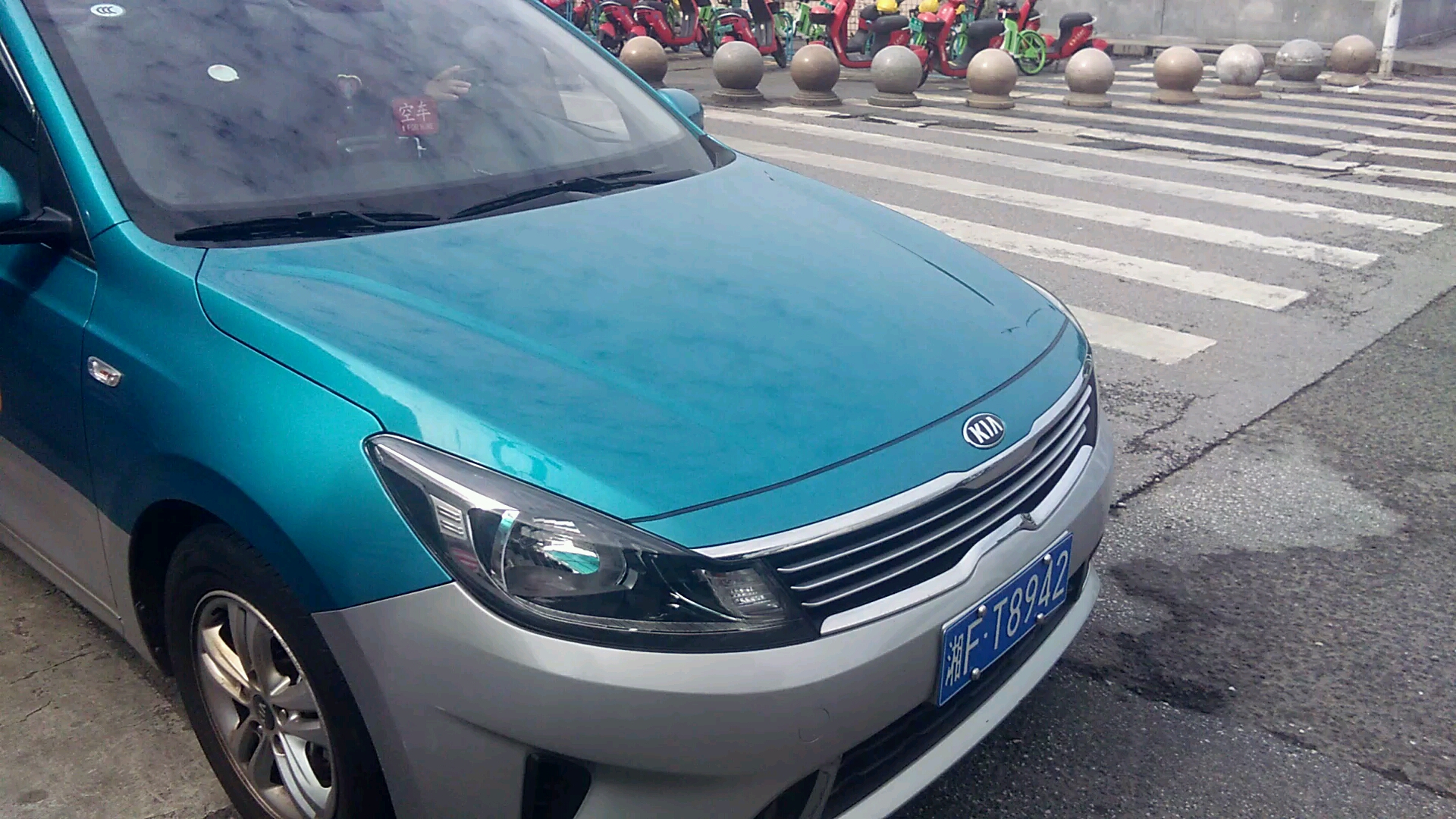 岳阳市鸿乐公司最新款福瑞迪出租车 湘ft8942