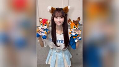 ラブソングに襲われる 」 ピンクニット衣装 全身DANCE ver