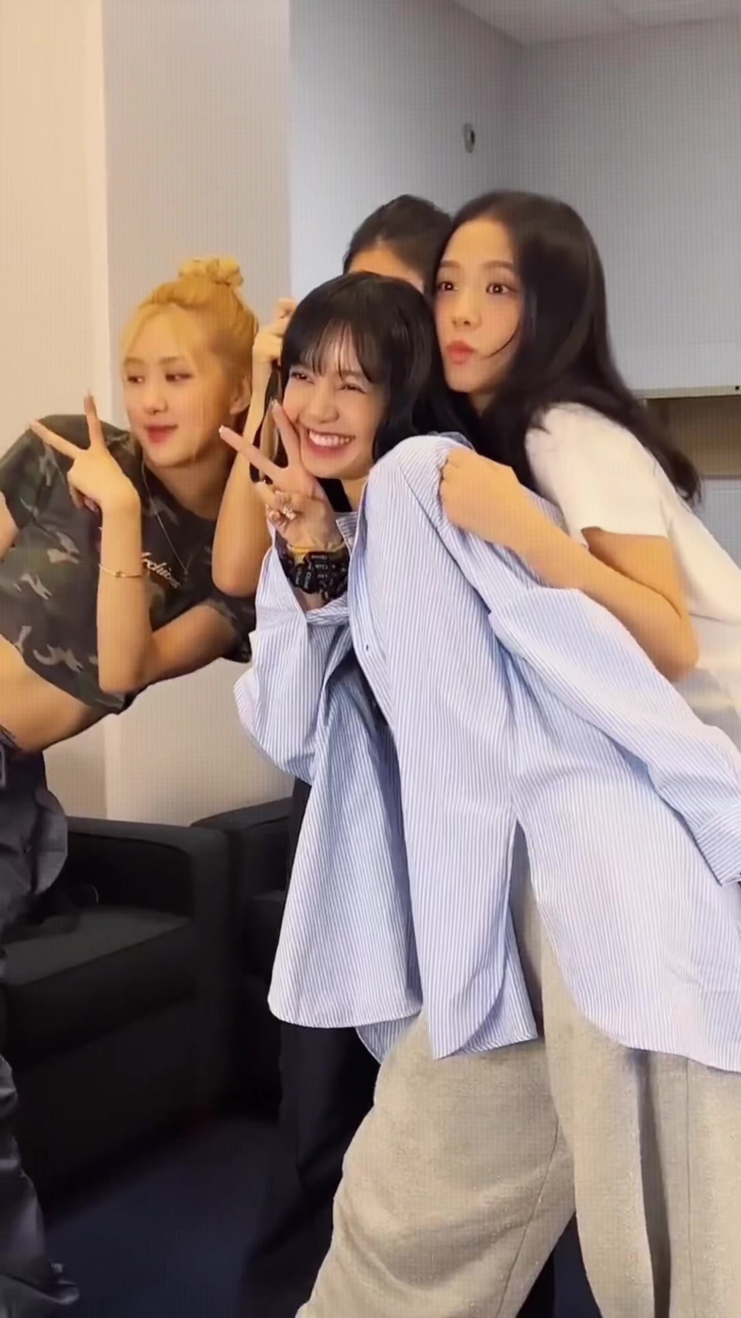 blackpink #lisa #jisoo #rosé #jennie #fyp