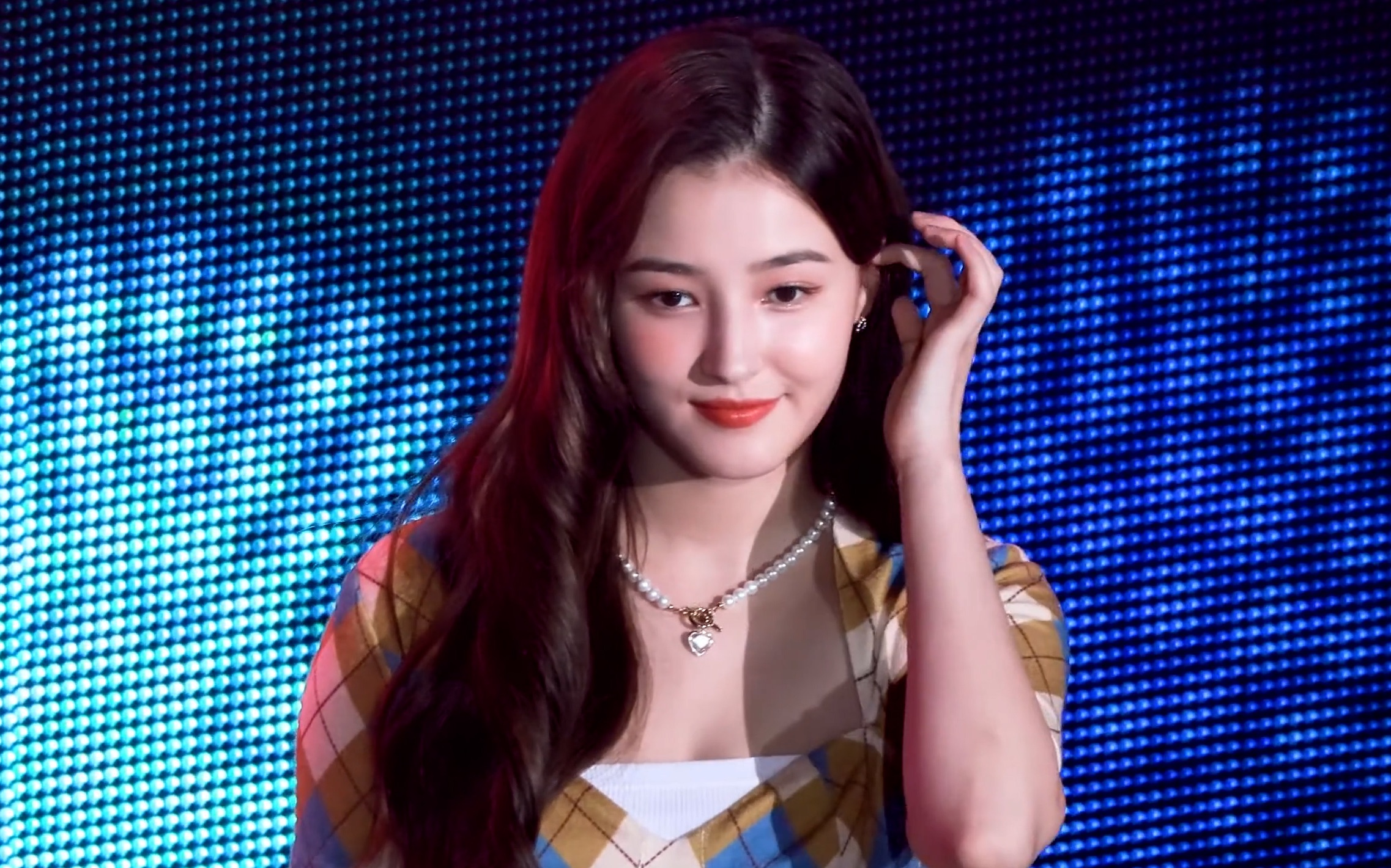 nancy 受伤"掠阵"舞台,不唱只跳的横屏直拍!momoland - bboom bboom:n