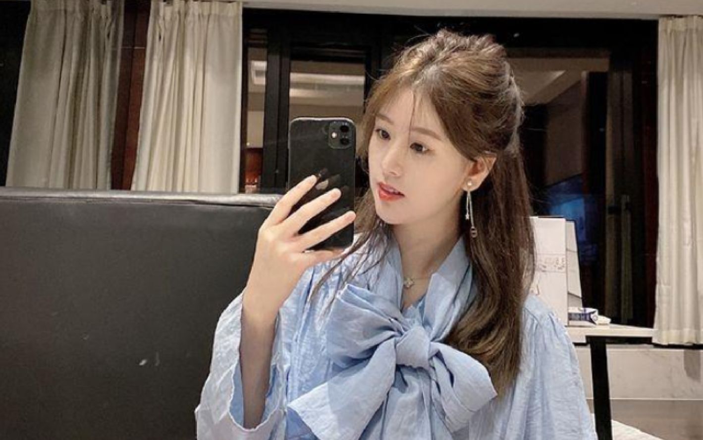 百万女网红世妍比项思醒还海?同一酒店约4男生,本人发律师函回应