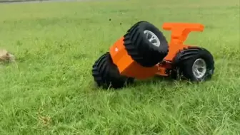 此次中心思想：用3D打印做一辆玩不坏的车！主打一个简单、结实，粗暴。