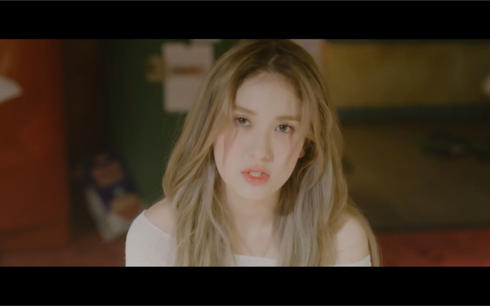 somi新曲《what you waiting for》mv 视频公开!_哔哩哔哩_bilibili