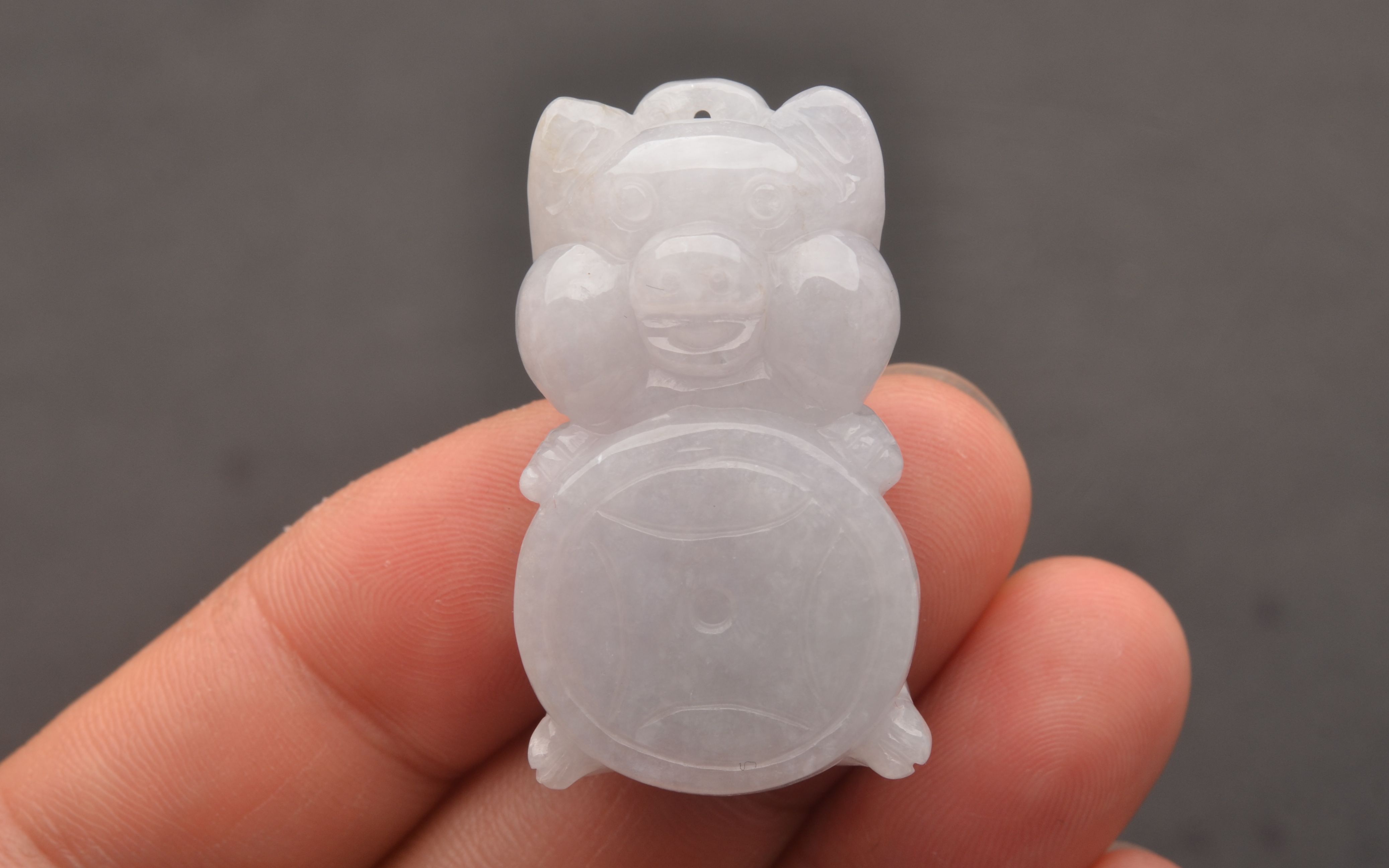 缅甸天然翡翠生肖猪吊坠送鉴定证书珠宝盒挂绳价格169元