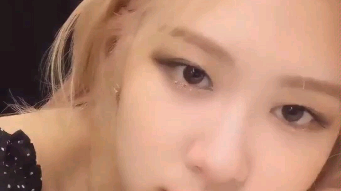 [图]【roses_are_rosie】BLACKPINK 朴彩英 肉肉视频小合集⑵，YG快让她们回归⑧～