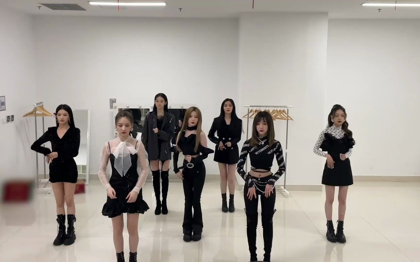 硬糖少女303马甲线练习室花絮