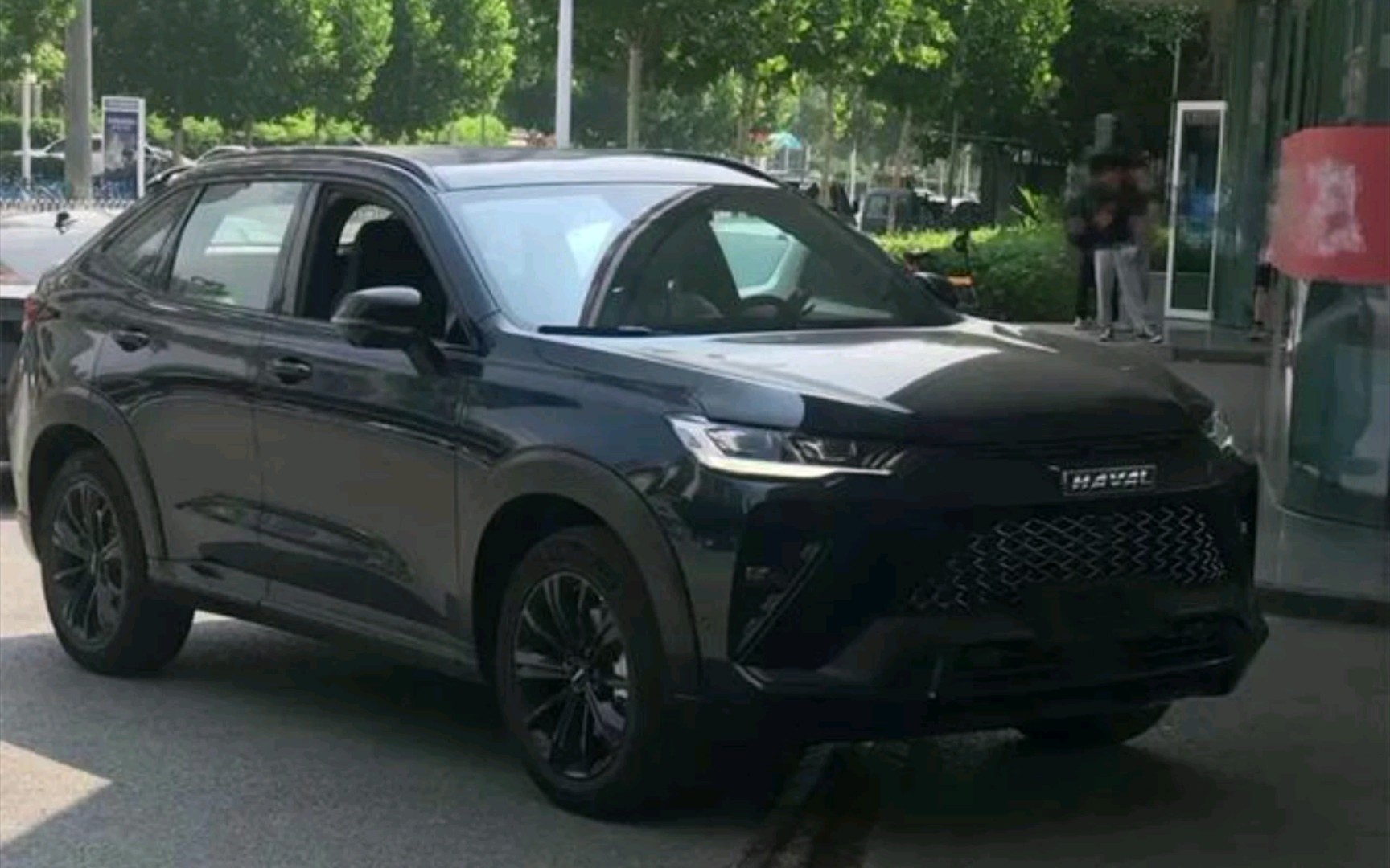 2022新款哈弗h6轿跑混动 谍照曝光