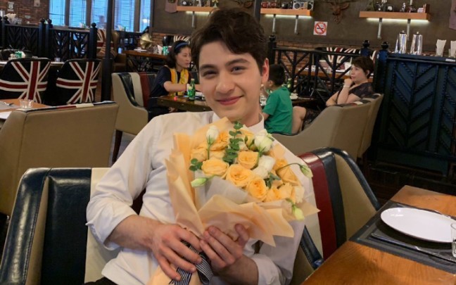 【钟逸伦dylan】这么可爱的男孩子怎么会有人不喜欢呢(*/ω*)