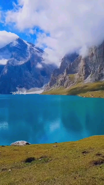 新疆拜城黑英山乡乌孙古道天堂湖