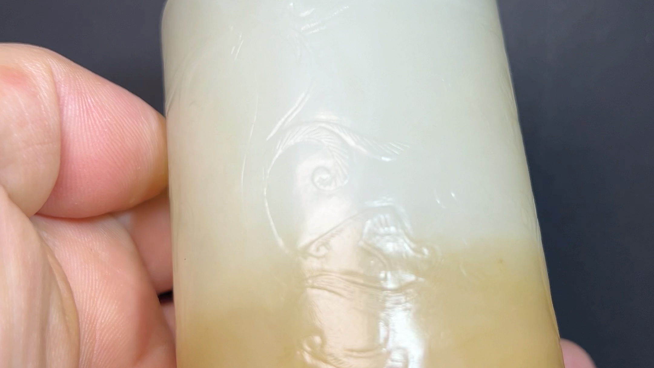 古玉老玉清代和田玉螭龙笔筒