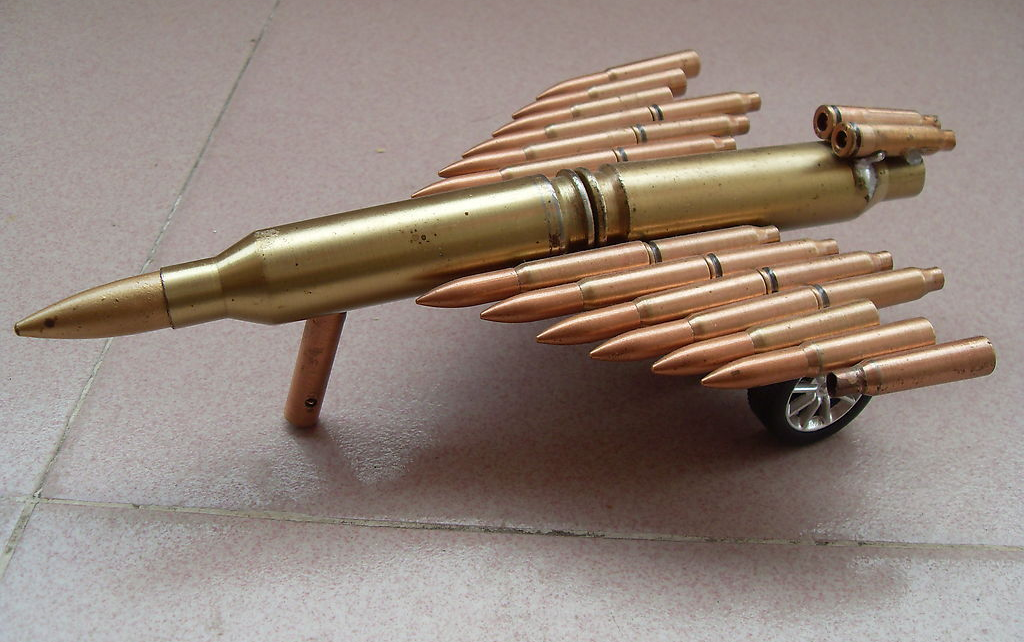 捡到反一切手炮pzb-39 —— 【厨房大逃杀】 02_哔哩哔哩 (゜-゜)つロ