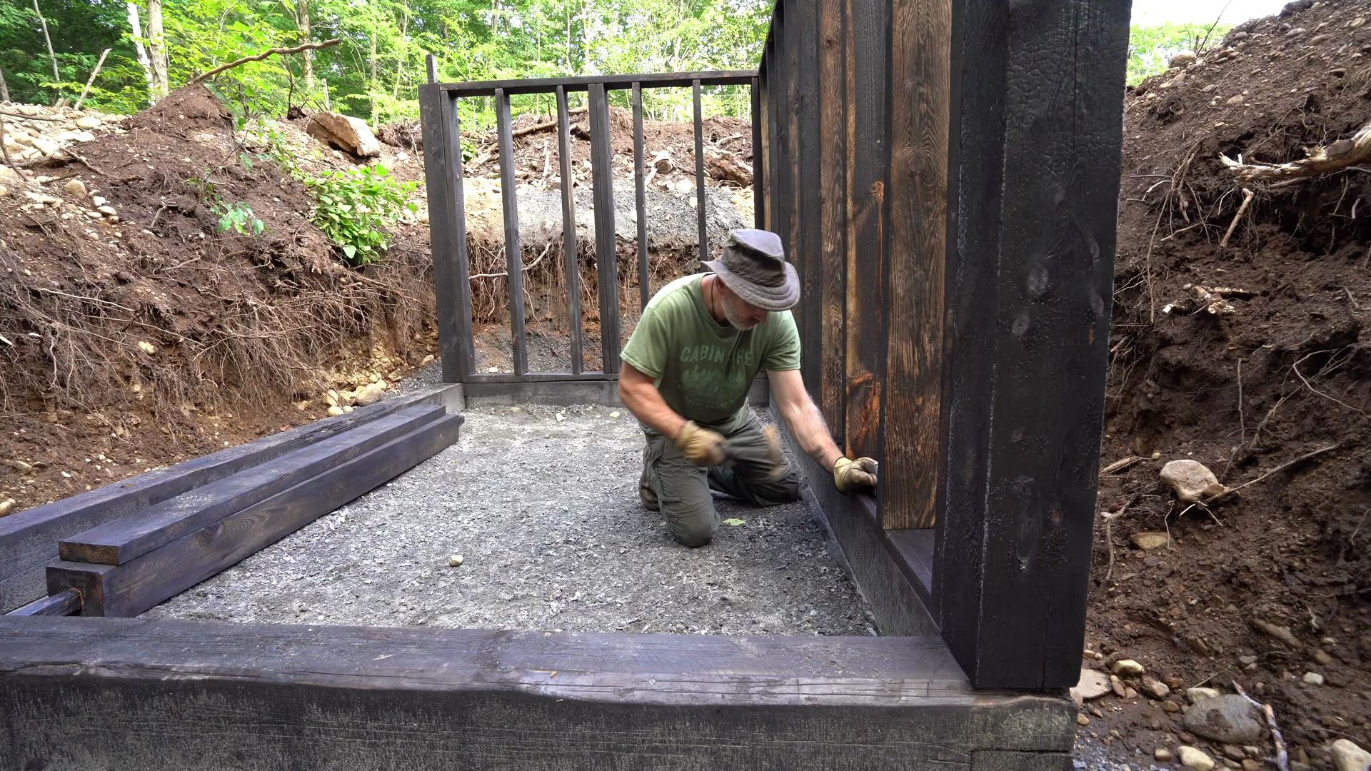 【原始木屋】225.手工建造焦木地下室 Building a Burnt Timber Frame Root Cellar with Hand Tools, E哔哩哔哩bilibili