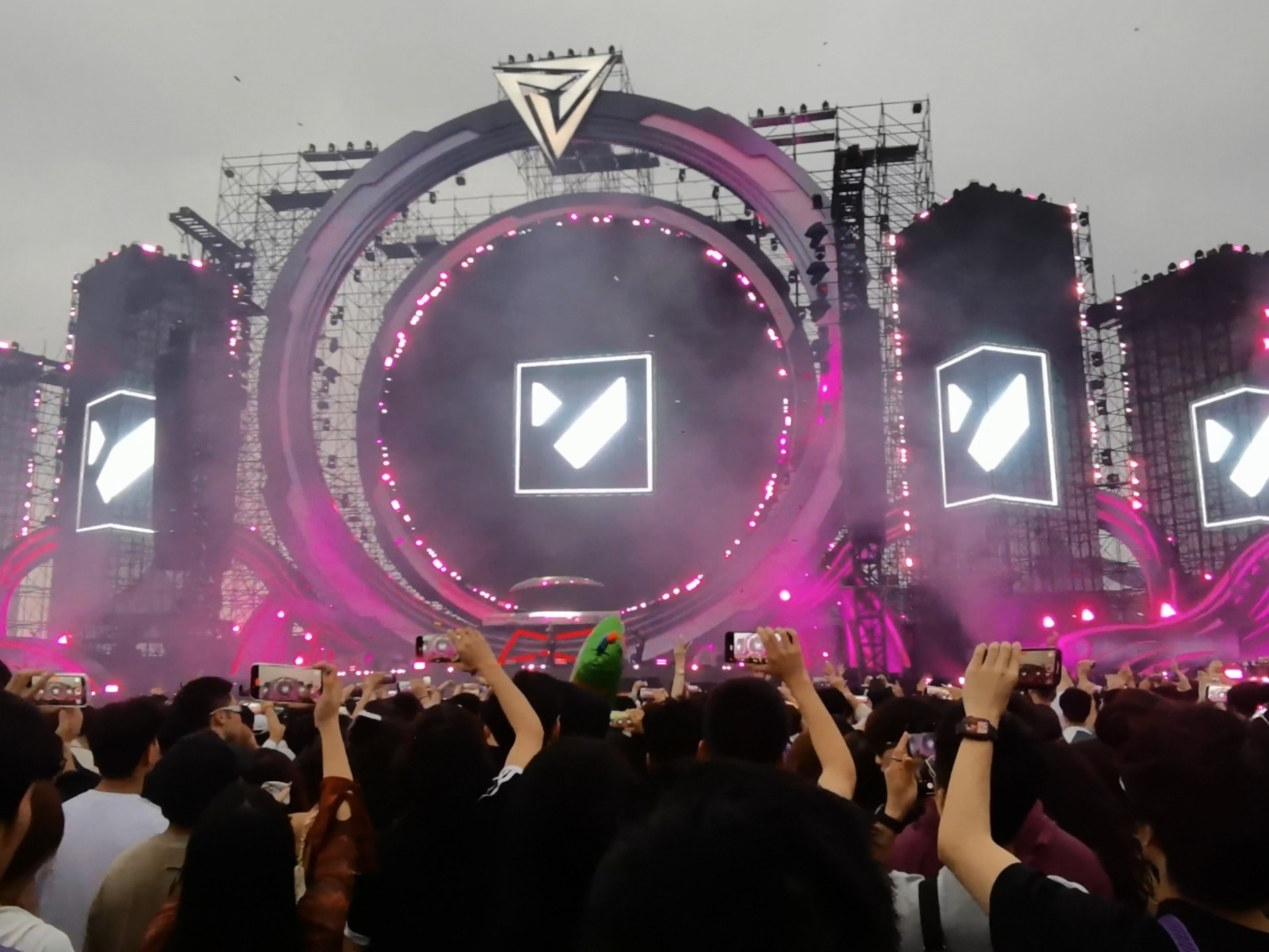 v神，v神是什么意思