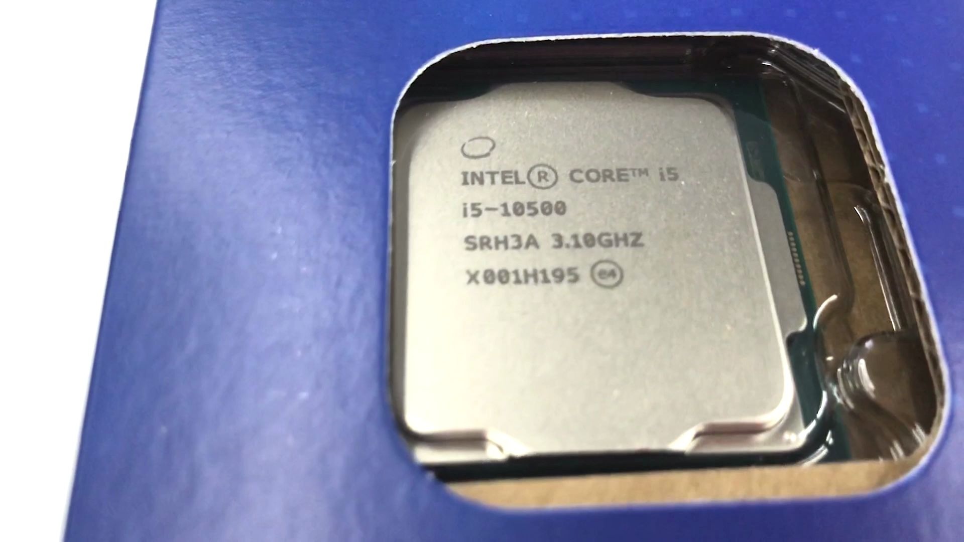 温度与功耗表现更好的英特尔intel i5 10500 2080ti各大游戏新能测试