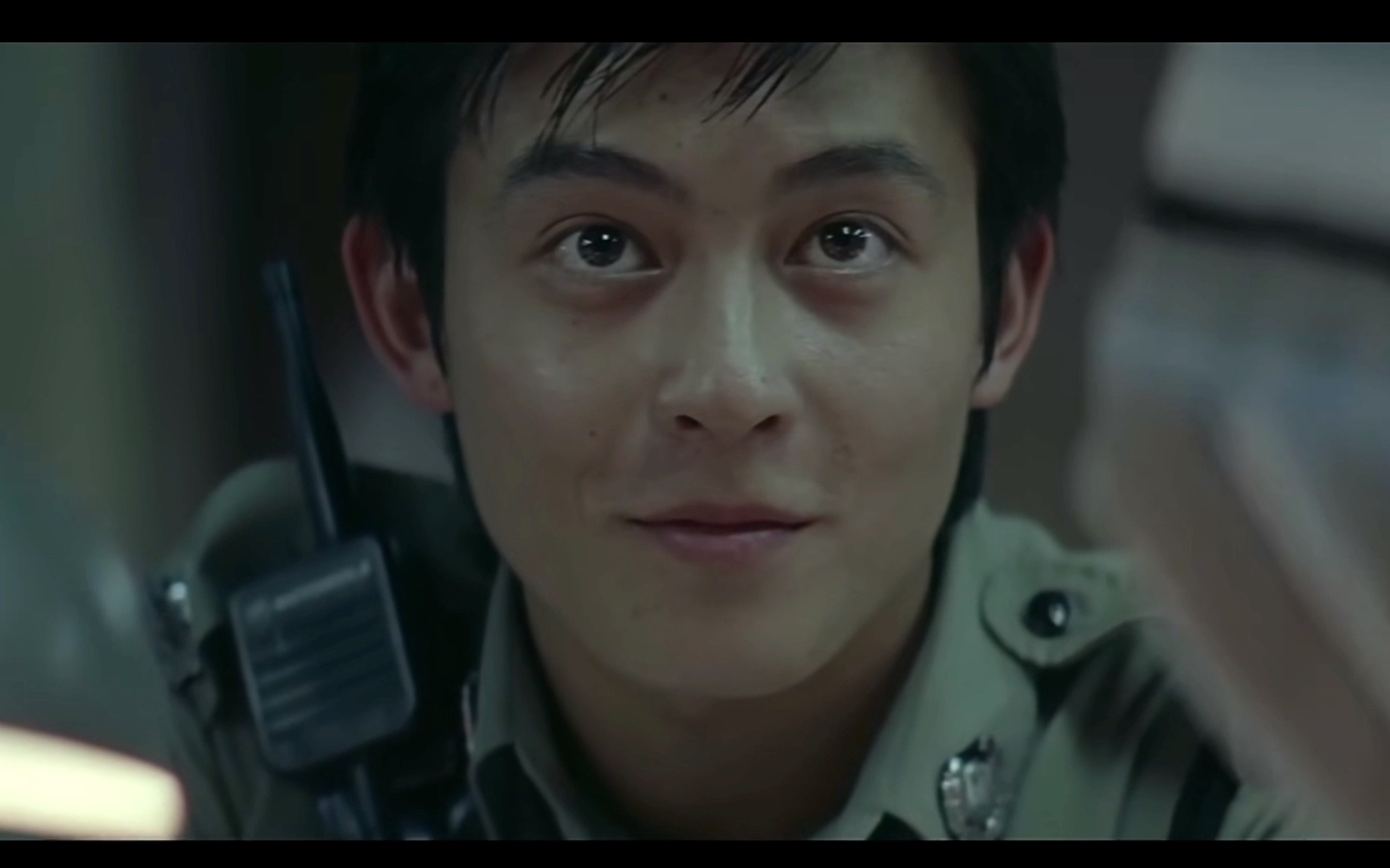 "是谁在敲打我窗～" 《无间道》--*港片巅峰之作* "对不起,我是警察.