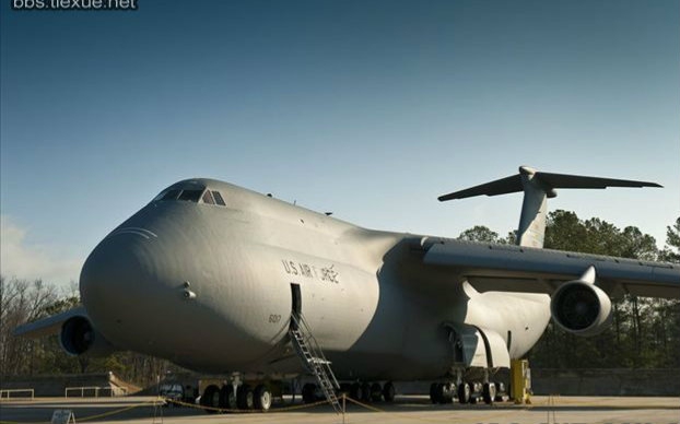 飞机巨无霸:c5m超级银河运输机_哔哩哔哩 (゜-゜)つロ 干杯~-bilibili