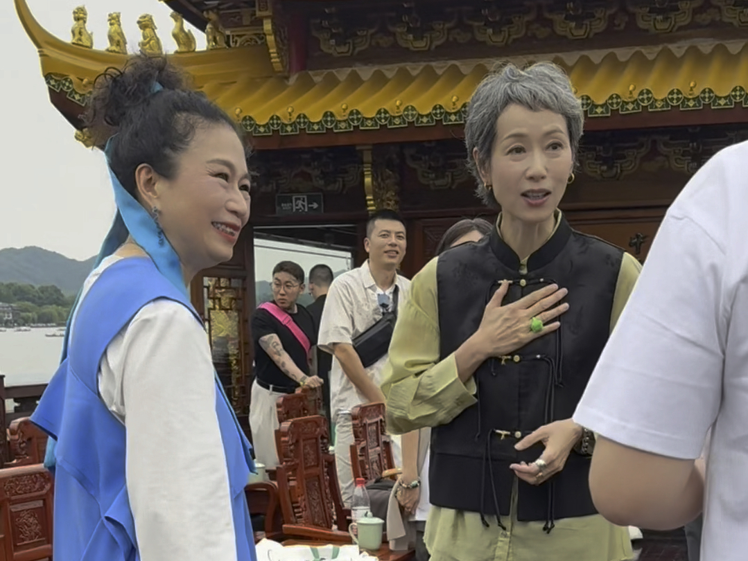 【新白娘子传奇演唱会】许仙们相聚了,见到叶童老师的