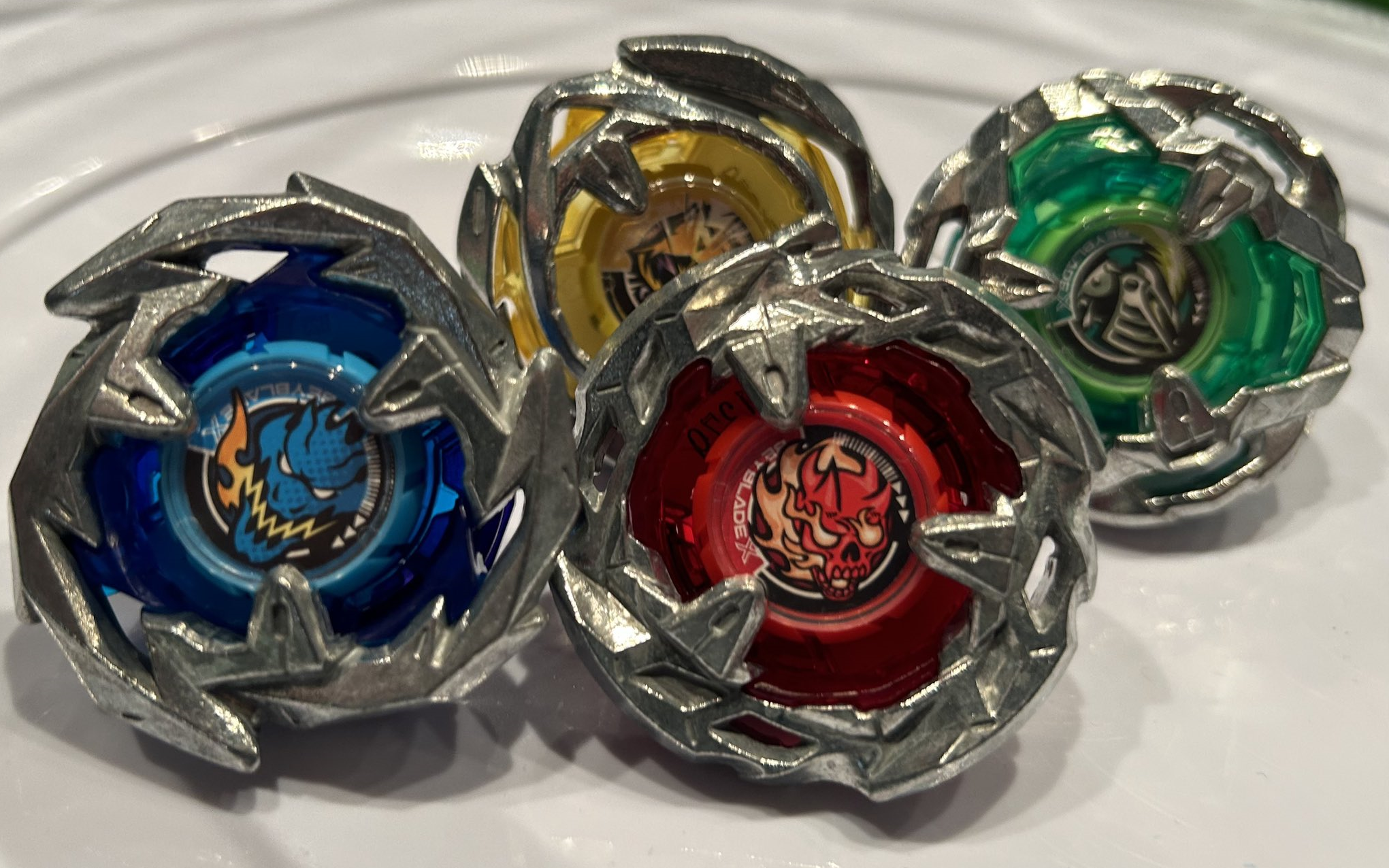 [图]【Beyblade X】战斗陀螺X 官方人员介绍视频 超加速机关X Dash登场！！