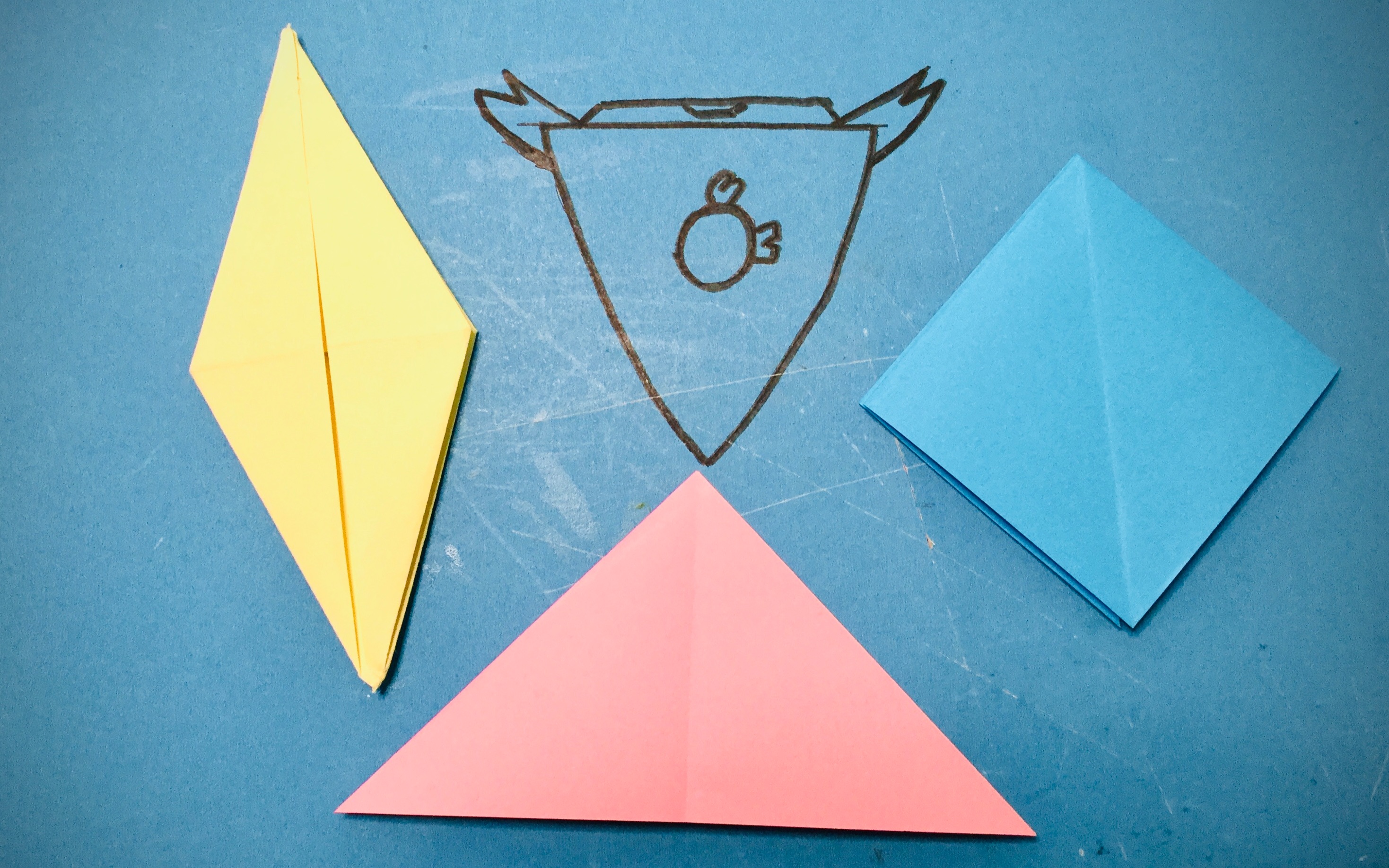 双三角形的折法幼儿图片