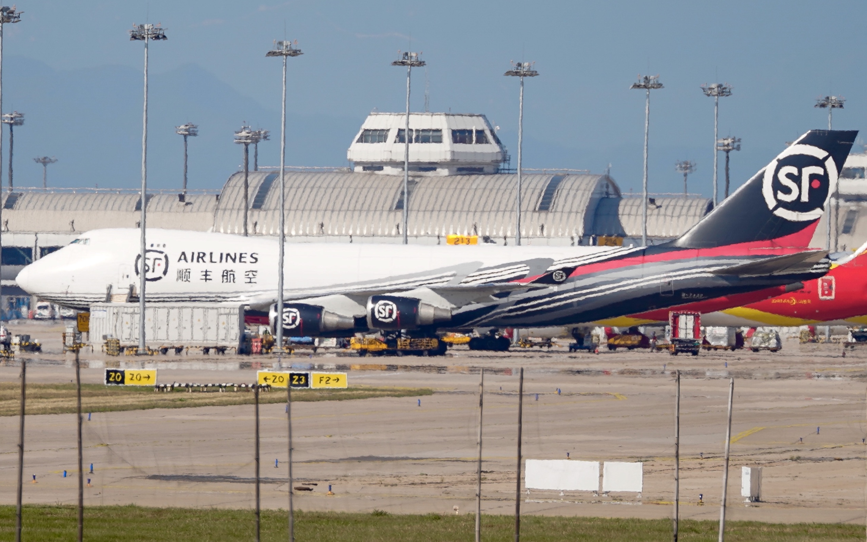 顺丰货运737-400f 757-200f 767f 首都机场起落