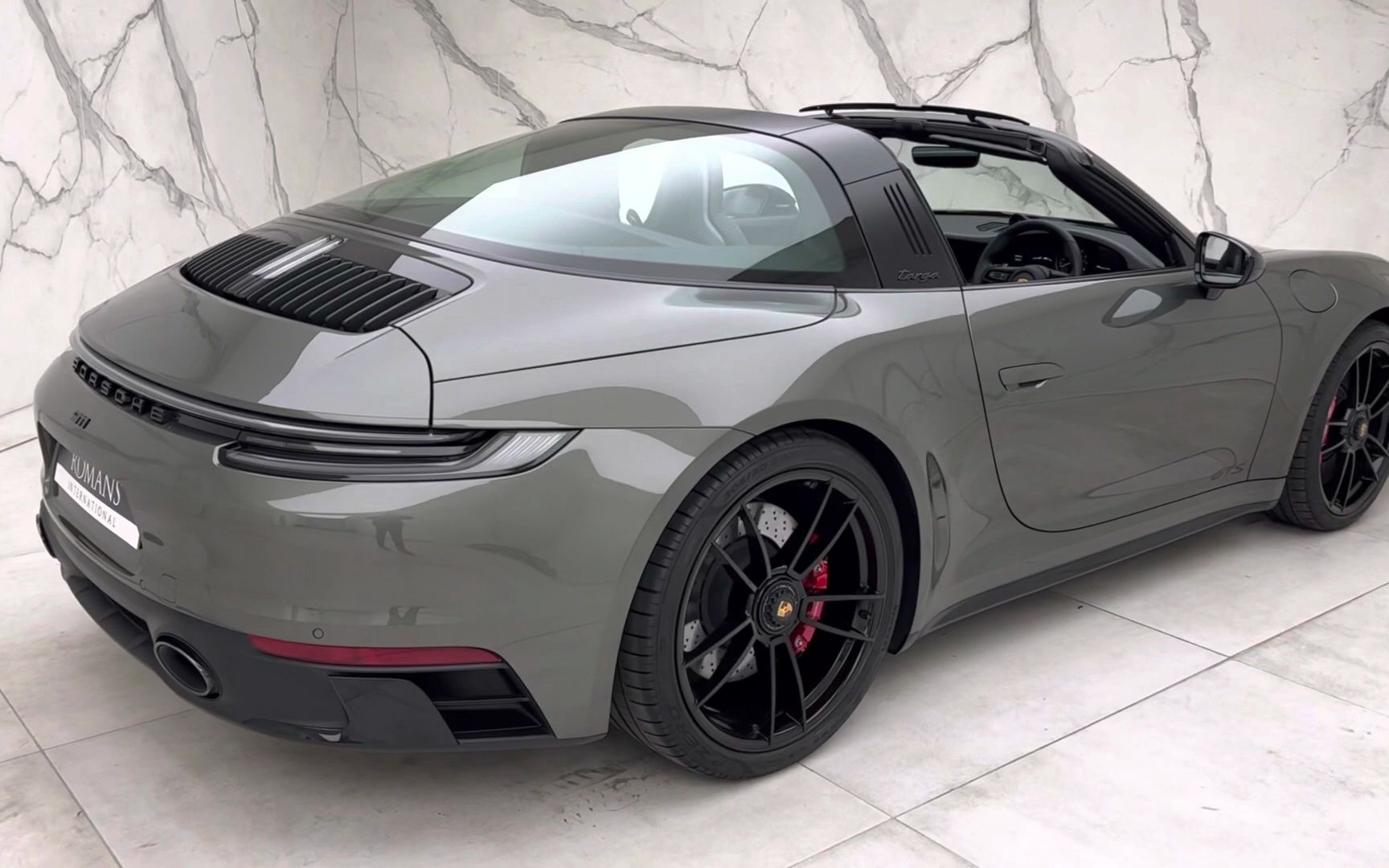 porsche 911 (992) targa 4 gts