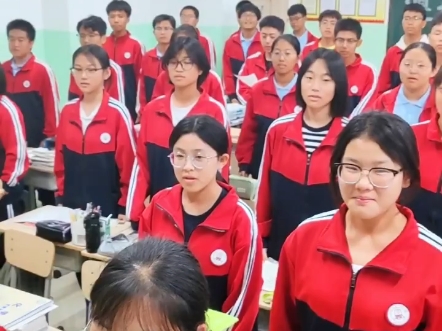 河间市第十四中学庆国庆合唱比赛排练