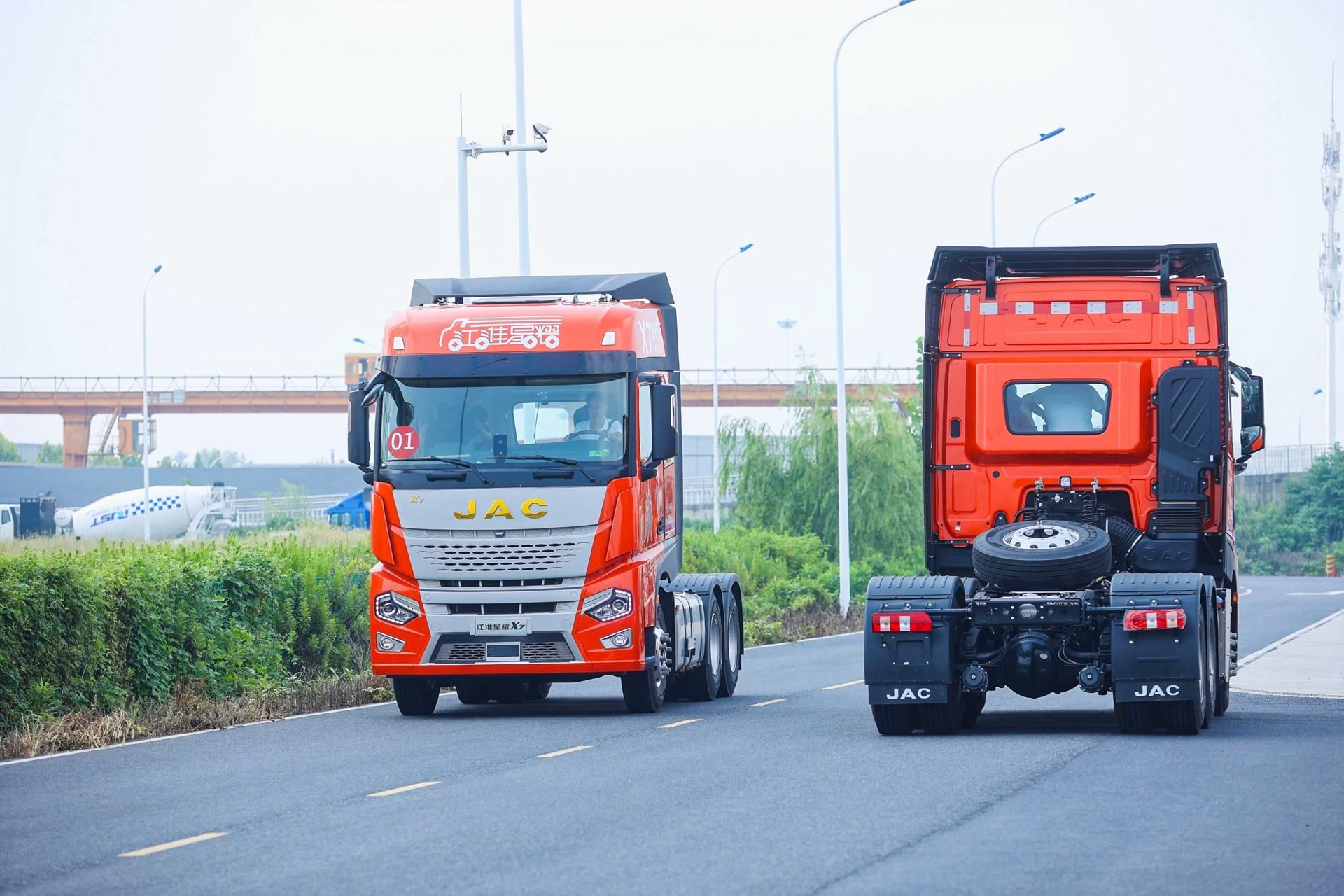 揭秘江淮星耀x7黑科技配置 品质与设计比肩进口重卡