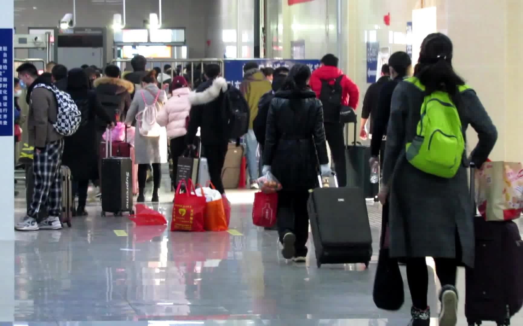 九江火车站客服电话九江火车站人工电话九江有几个火车站九江火车站真实图片九江火车站附近宾馆九江火车站最新消息九江火车站内部图九江火车站改...