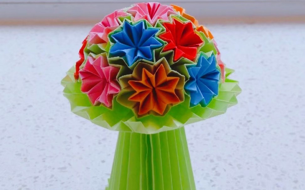 手捧花手工折纸教程