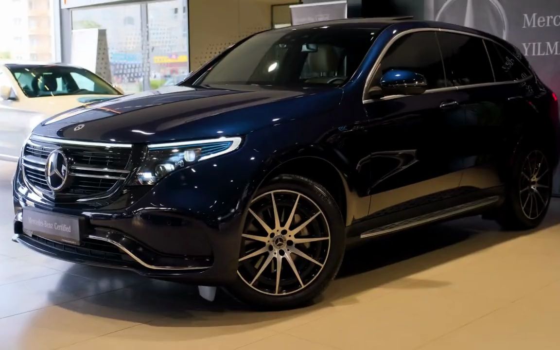 奔驰eqc400到店实拍