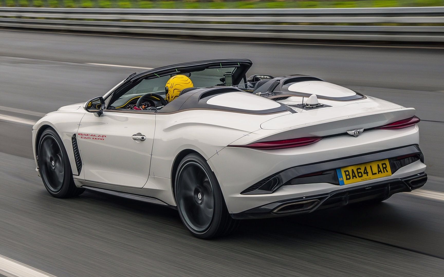 新宾利bentleybacalar鉴赏