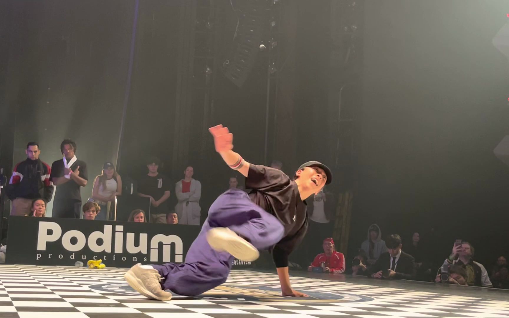 bboy tsukki japan vs bboy wing